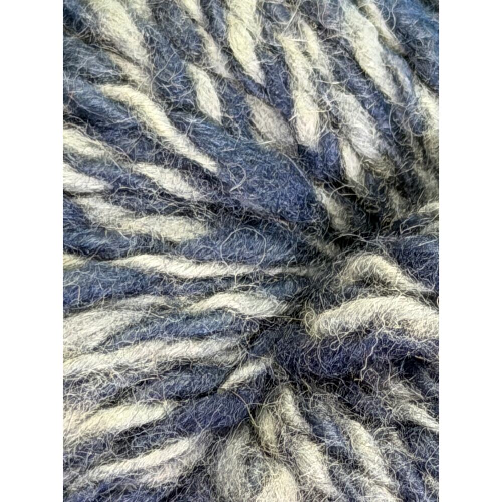 Jade Sapphire Moonlight Blue Moon Cashmere Mink Yarn QTY 3 (1 lot) Handspun - Picture 6 of 6